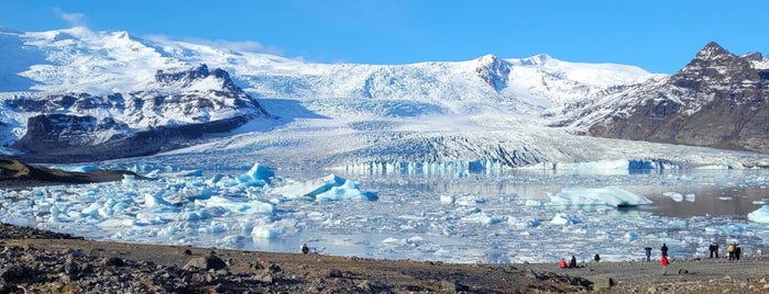 Fjallsárlón Glacier Lagoon is one of Tempat yang Disukai Erik.