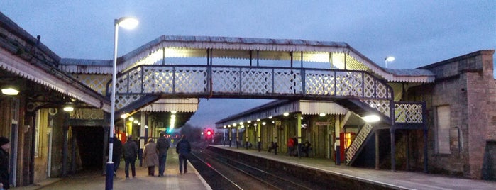 Worksop Railway Station (WRK) is one of Locais curtidos por Carl.