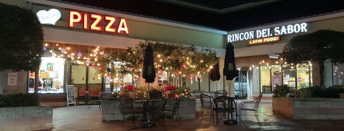 Angelina's Pizzeria is one of Only in Florida restaurants.