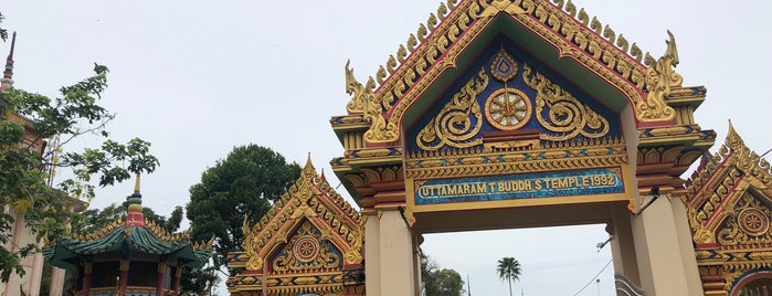 Wat Uttamaram ( Than Chao Khun ) is one of Wat.