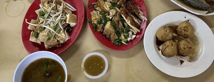 Beng Huat Asam Fish Chicken Rice is one of Penang Food Trip.