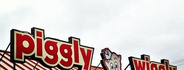 Piggly Wiggly is one of Christy'in Beğendiği Mekanlar.