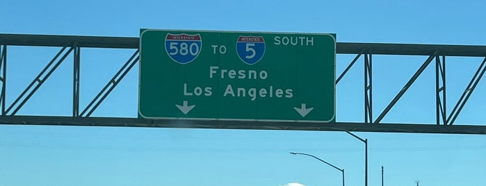 I5 Los Angeles is one of Hwys.