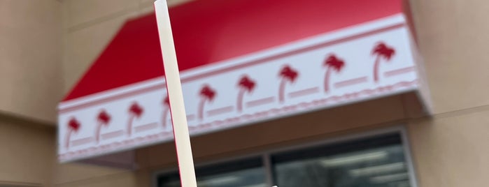In-N-Out Burger is one of Posti che sono piaciuti a Rosana.