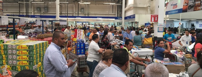 PriceSmart Managua is one of Supermercados Y Ferreterias.