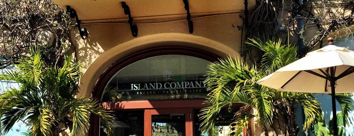 Island Company Palm Beach is one of Orte, die Emily gefallen.