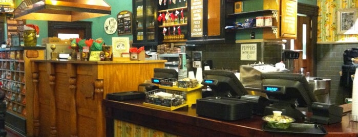 Potbelly Sandwich Shop is one of Locais curtidos por Michelle.