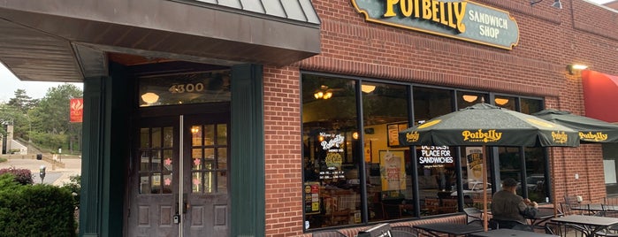 Potbelly Sandwich Shop is one of The 11 Best Places for Potato Soup in Washington.