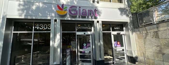 Giant Food is one of Shopping around town.