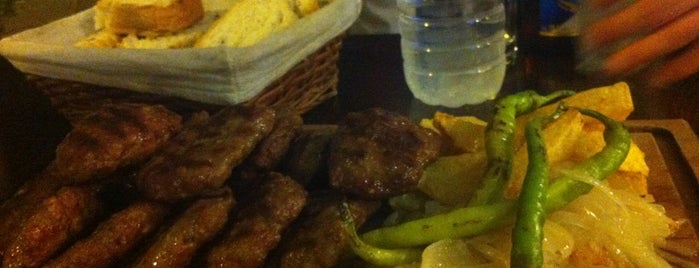 Ethçi Steakhouse is one of Posti che sono piaciuti a Fuat.