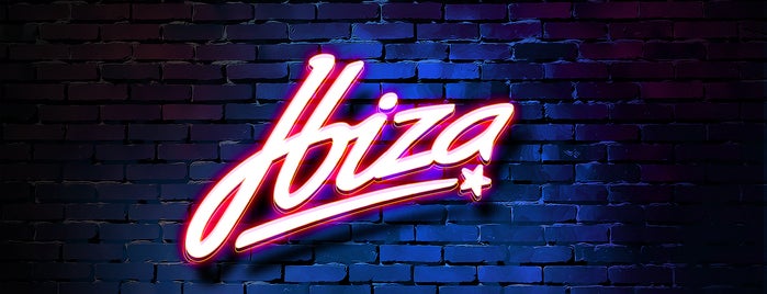 Club Ibiza in Tallinn is one of Бары.