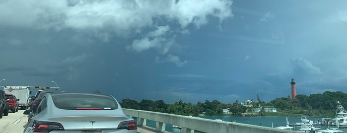 Old Jupiter Draw Bridge is one of Florida.