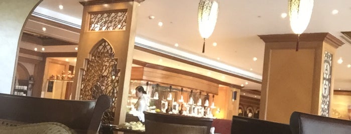 مطعم طريق الحرير is one of Ahmedさんのお気に入りスポット.