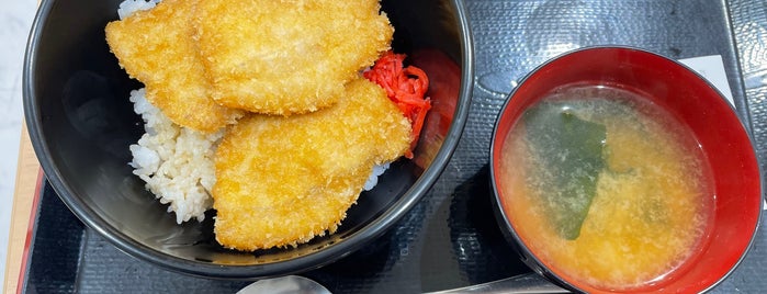 長岡やなぎ庵 is one of ﾌｧｯｸ食べログ麺類全般ﾌｧｯｸ.