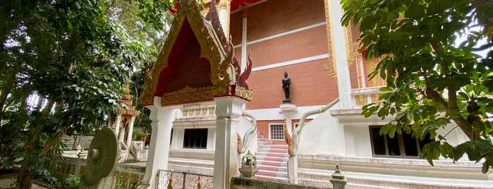 วัดไม้ขาว is one of Holy Places in Thailand that I've checked in!!.