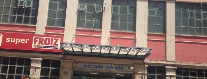 Mercado Do Calvario is one of Vigo Summer.