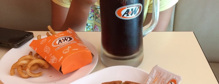 A&W is one of Union Mall.