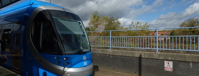 Winson Green Metro Station is one of Orte, die Elliott gefallen.