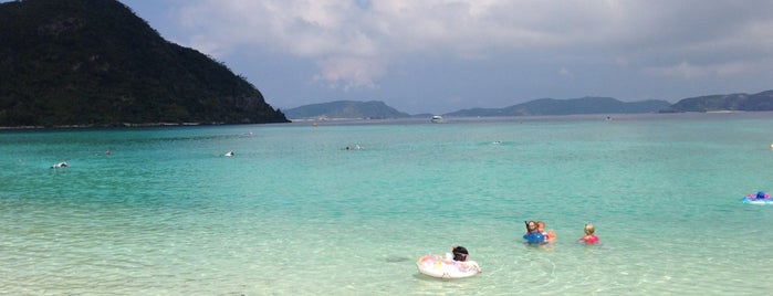 Tokashiku Beach is one of 沖縄.