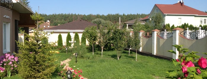 Канадская Деревня is one of Tempat yang Disukai Anna.