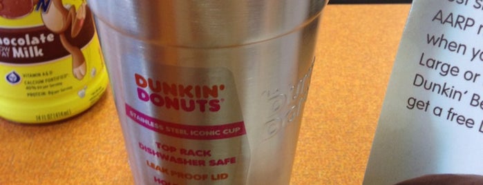 Dunkin' is one of Ashishさんのお気に入りスポット.