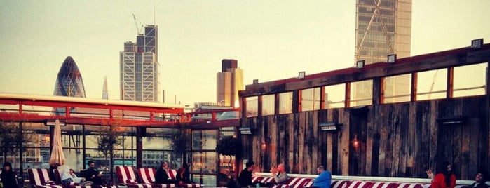 Shoreditch House is one of London things to do.