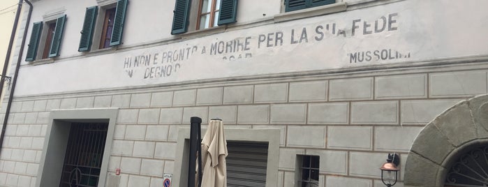Comune di Gaiole in Chianti is one of สถานที่ที่ K ถูกใจ.
