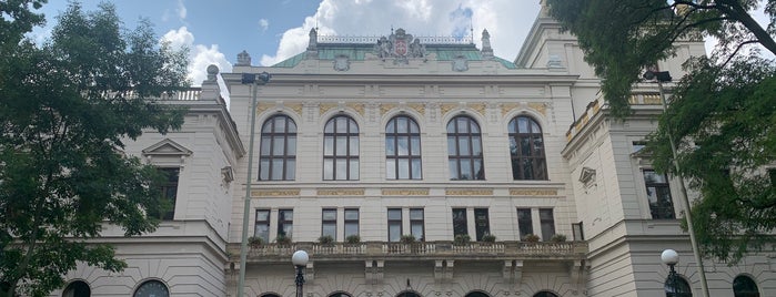 Smetanův dům is one of Lugares favoritos de Filip.