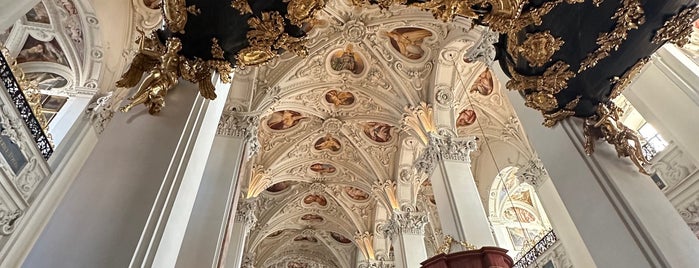 Basilika Mariazell is one of DIVINE ILLUMINATIONS.
