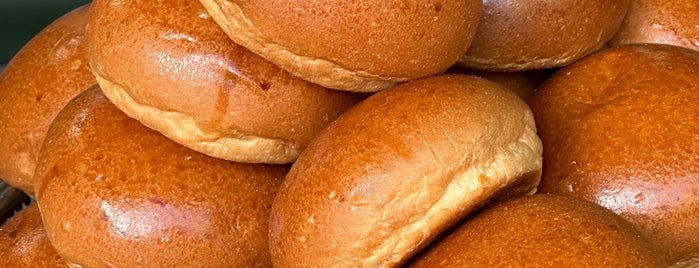 Bread Ahead is one of London 🇬🇧.