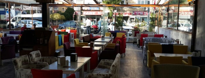 Big Garden Cafe & Bistro is one of İstanbul 2.
