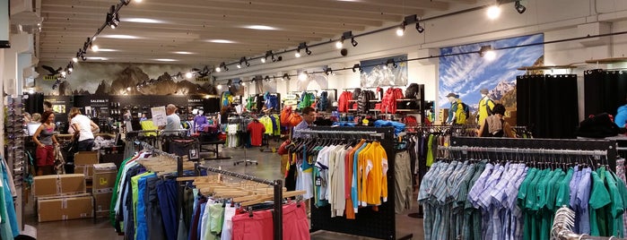 Salewa Outlet is one of Lieux qui ont plu à A.