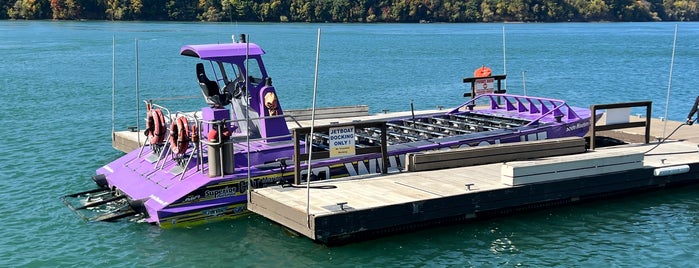 Whirlpool Jet Boat Tours is one of Attractions Niagara Falls,NY.