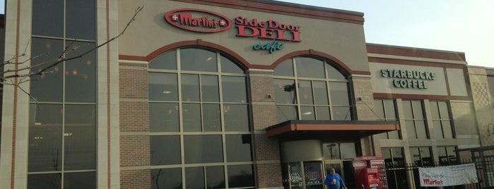 Martin's Super Market is one of Regulars.