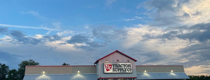 Tractor Supply Co. is one of Fusion remodel stores I’ve visited.