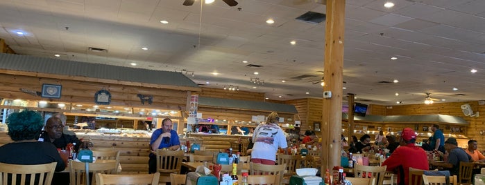 Farmers Family Restaurant is one of Places close to home.