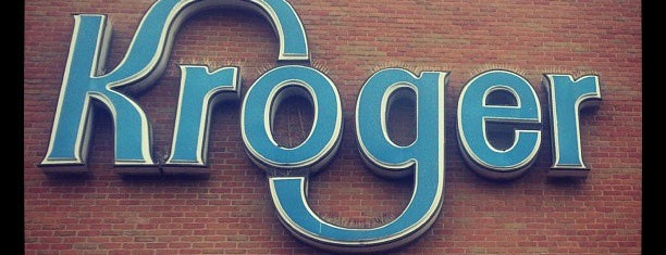 Kroger is one of Heidiさんのお気に入りスポット.