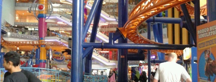 Berjaya Times Square Theme Park is one of Touring-1.