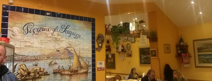 Pizzeria Gli Scugnizzi is one of Kimmie's Saved Places.