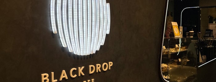 Black Drop is one of Queen'in Kaydettiği Mekanlar.
