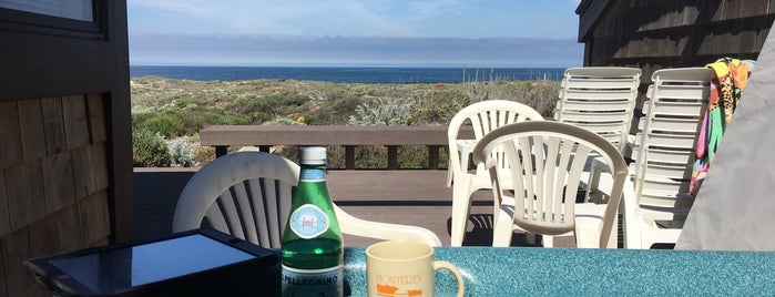 Monterey Dunes Colony is one of Lieux qui ont plu à Eric.