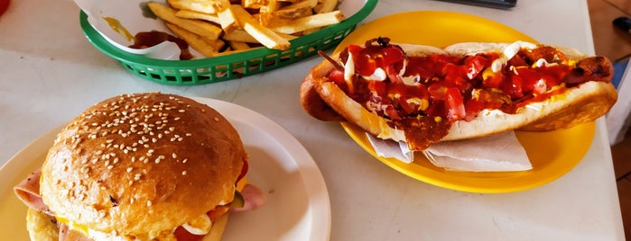 Hot Dogs La Congregación is one of Lugares que visitar.
