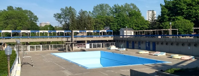 Piscine Marina St-Roch is one of Pierre-Alexandreさんのお気に入りスポット.