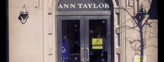 Ann Taylor is one of Lugares favoritos de Gajtana.