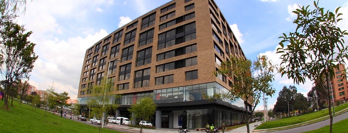 Hotel TRYP Bogotá Embajada is one of สถานที่ที่ Lucas ถูกใจ.
