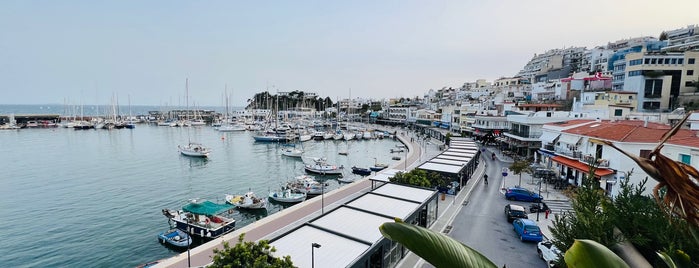 Horizon Luxury Resto Bar is one of Piraeus.