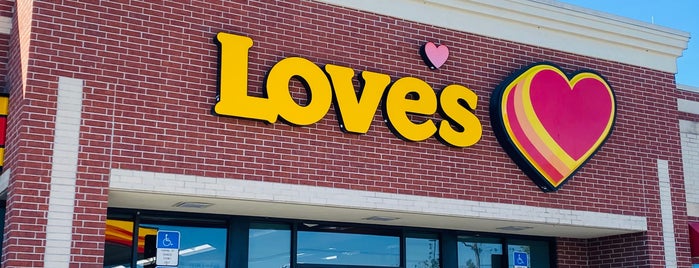 Love's Travel Stop is one of 2021 Roadtrip.