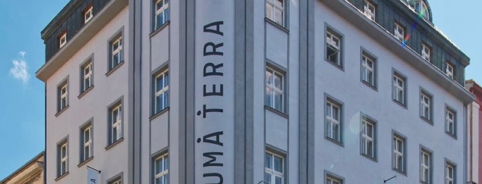 Luma Terra is one of Praga.