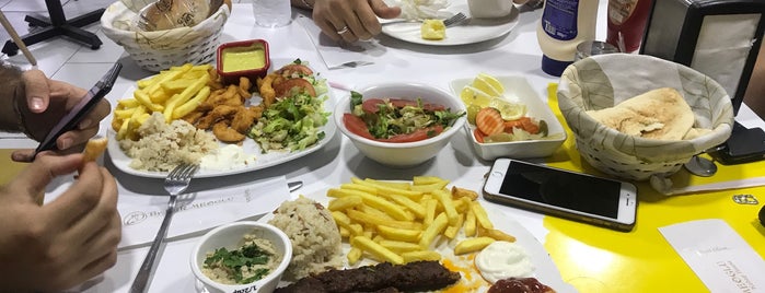 By Kermeoglu Restaurant is one of Bego'nun Kaydettiği Mekanlar.