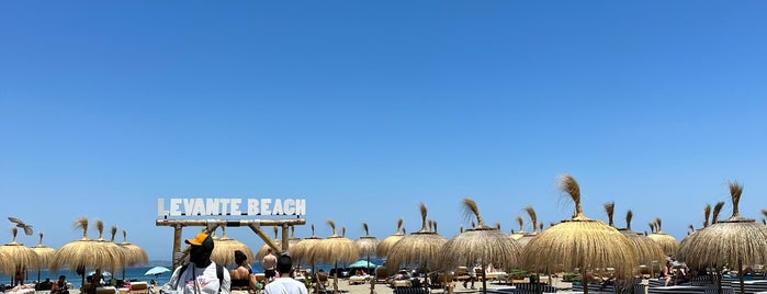 Levante Beach Club is one of Feras'ın Kaydettiği Mekanlar.